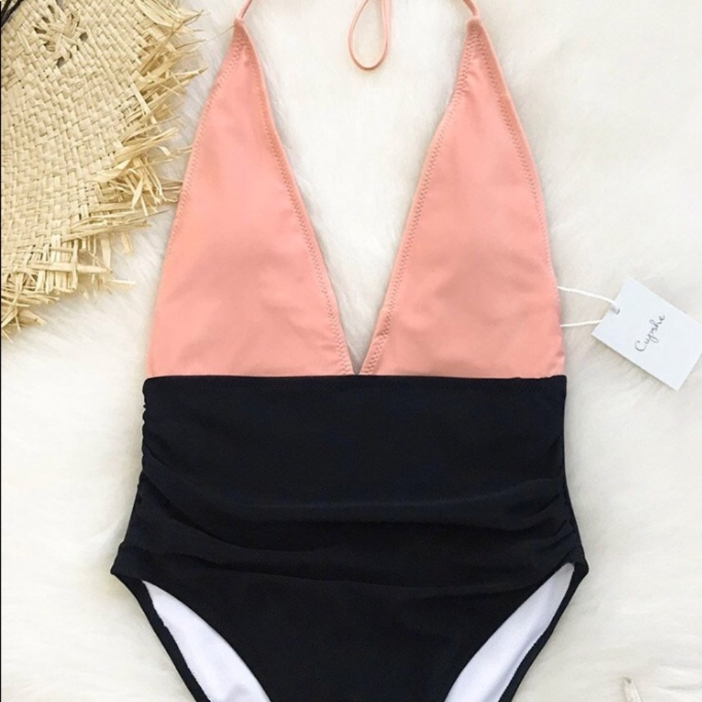 Brand new, Cupshe bathing suit.